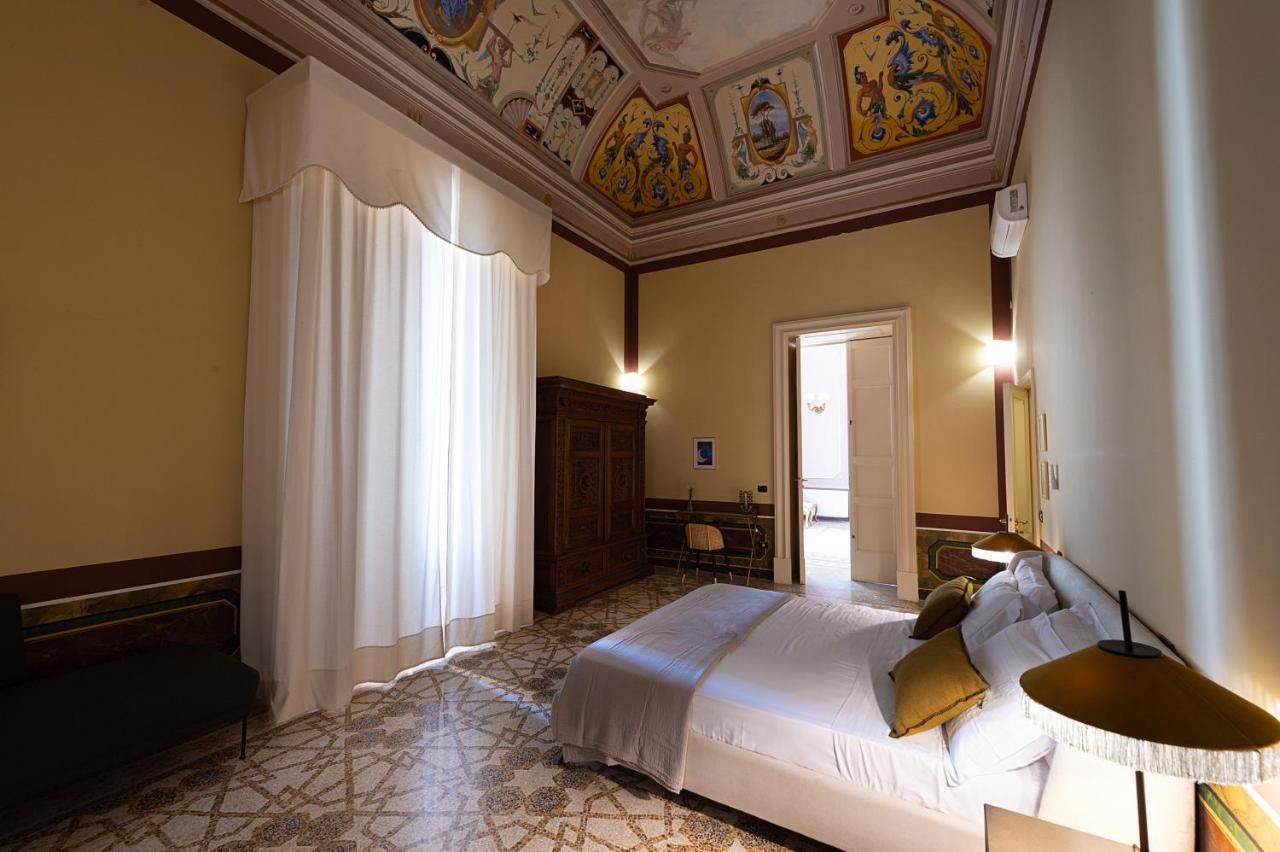 Palazzo Francesco Grassi Bed and Breakfast Aradeo Εξωτερικό φωτογραφία